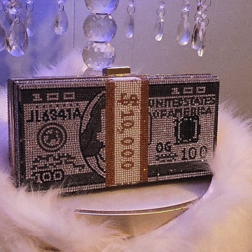 Money 💰💵Bling purse 💎💎
